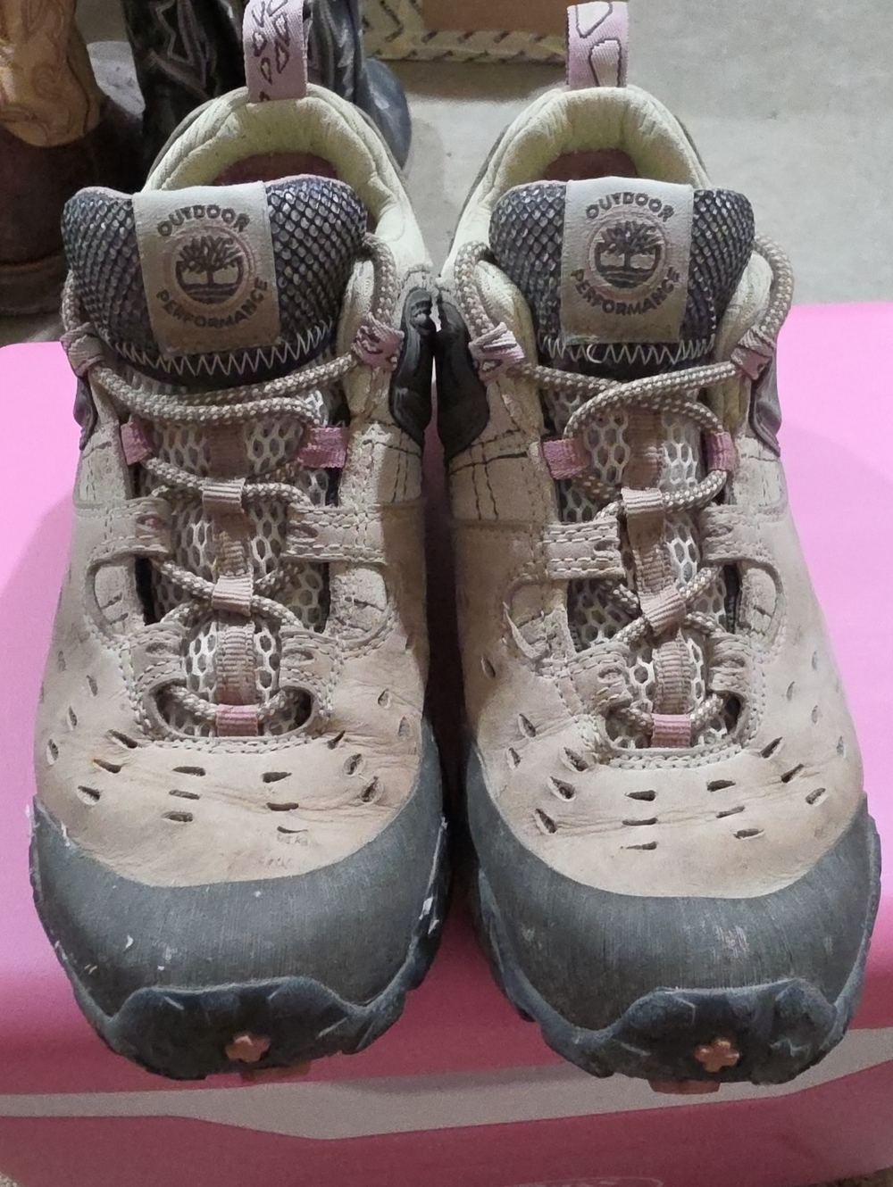 Timberland Women's Beige and Pink Trail Sneakers
